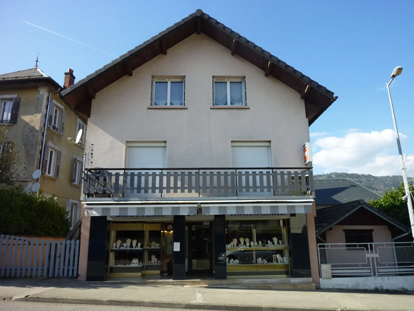 fonds de commerce à VALGELON LA ROCHETTE (73110) — photo 3